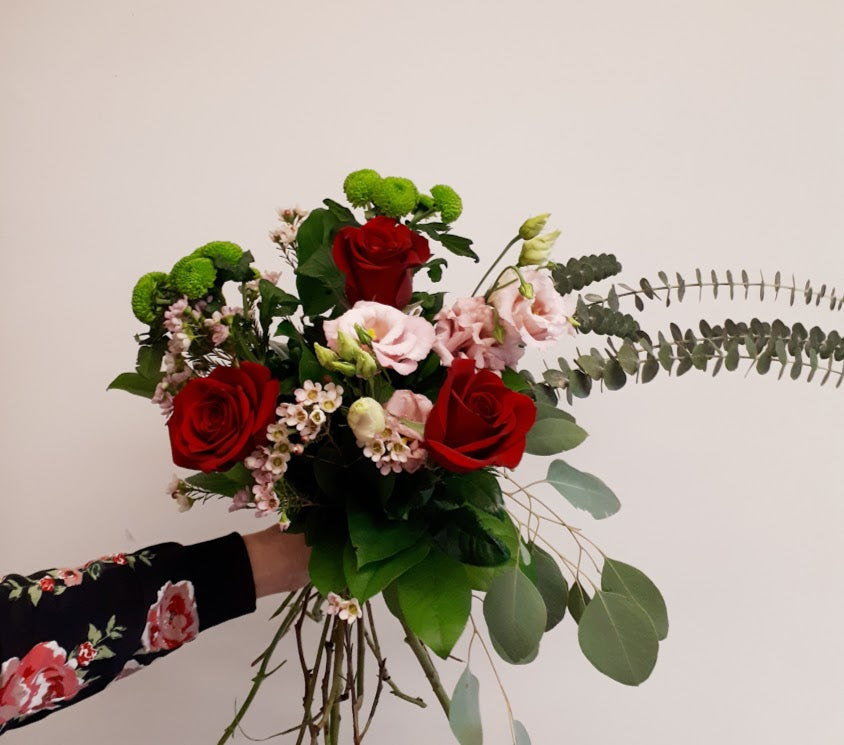 BF028- Bouquet de fleurs "Je penses à toi tout le temps, même quand je n'ai pas le temps"